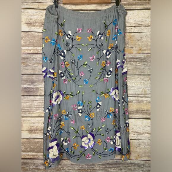 Vintage L heavily embroidered and beaded skirt set sage green floral motif - Picture 7 of 12